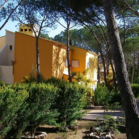 Agreable Avec Parking Dans Arboree Tres Calme Апартаменты
